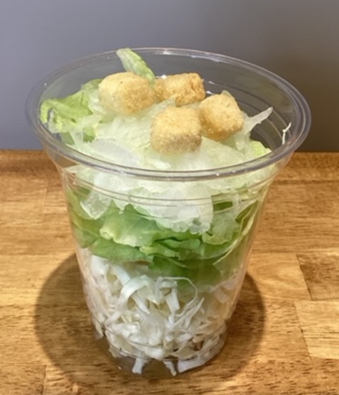 カップサラダ（ドレッシング付き）　￥270(税込￥297）