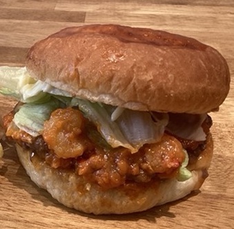 エビチリバーガー#￥１３００（税込1430円）
