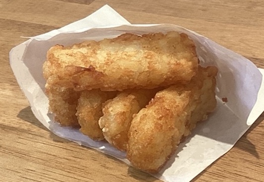 スティックハッシュドポテト　２５０円(税込２７５円）